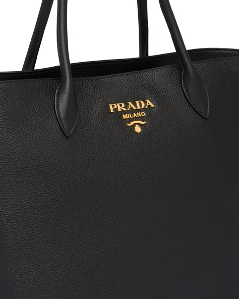 prada shopping bag pelle prezzo